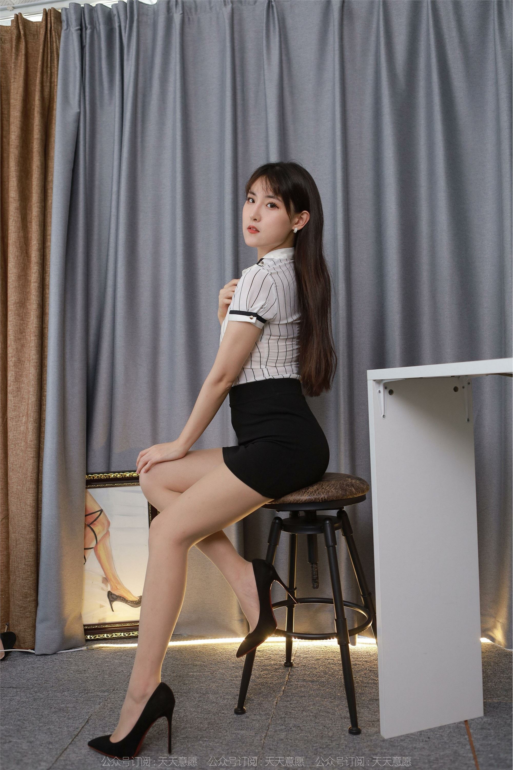 IESS异思趣向  2022.08.24 丝享家 1187 小宝《快乐星期五》